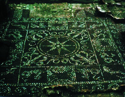 Мозаичный пол во дворце Ай-Ханум. III — 1-я пол. II в. до Р. Х.