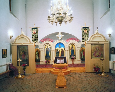 Интерьер собора в честь иконы Божией Матери «Знамение». Фотография. 2005 г.