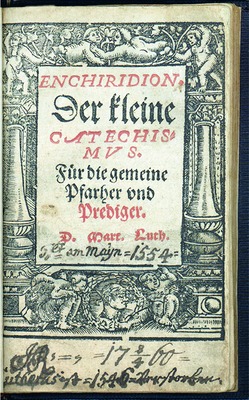 Титульный лист «Малого катехизиса» М. Лютера. 1554 г.