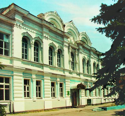 Здание духовного училища в Новочеркасске. Фотография. 2005 г.