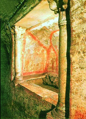 Остатки подземных захоронений в мон-ре Гроттаферрата