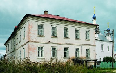 Келейный корпус Железноборовского мон-ря. Фотография. 2008 г.