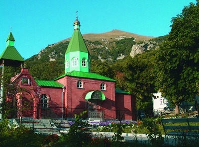 Церковь во имя вмч. Георгия Победоносца. Фотография. 2003 г.