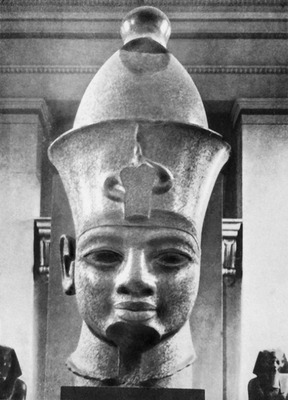 Голова статуи Тутмоса III. Др. Египет. Ок. 1480 г. до Р. Х.