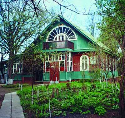 Мемориальный дом-музей свящ. С. Н. Дурылина в Болшеве. Фотография. 2006 г.